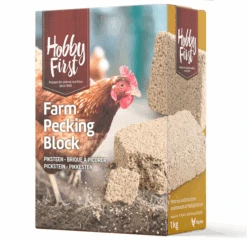 HobbyFirst Farm Pecking Block 1 Kg